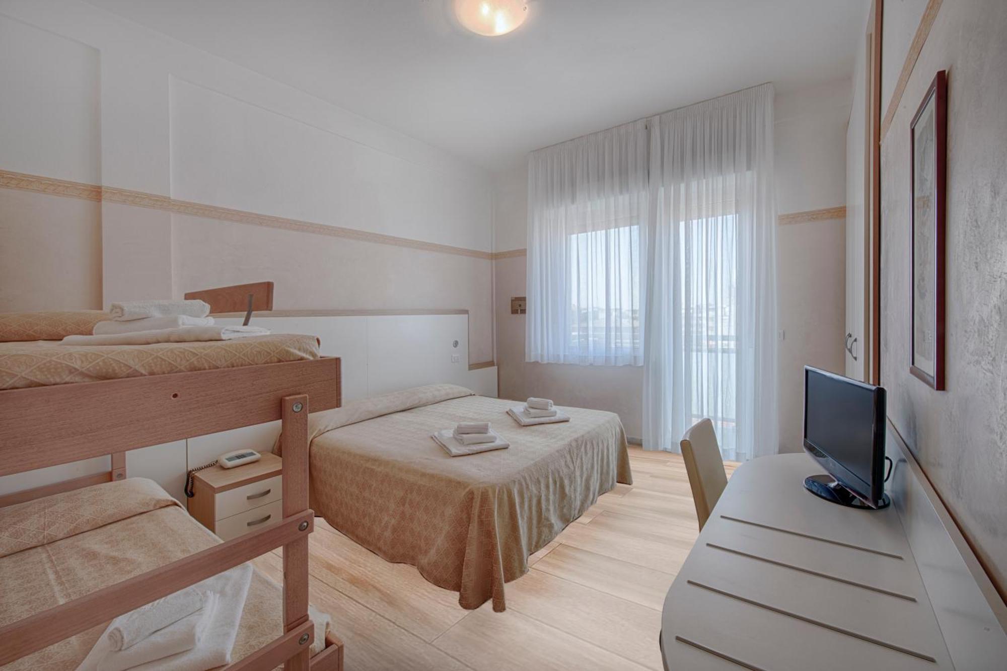 Hotel Continental Milano Marittima Ngoại thất bức ảnh